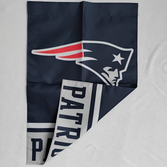PATRIOTS FOOTBALL GARDEN FLAG Gift for football fan Man Cave Garage Yard decor - Picture 3 of 4
